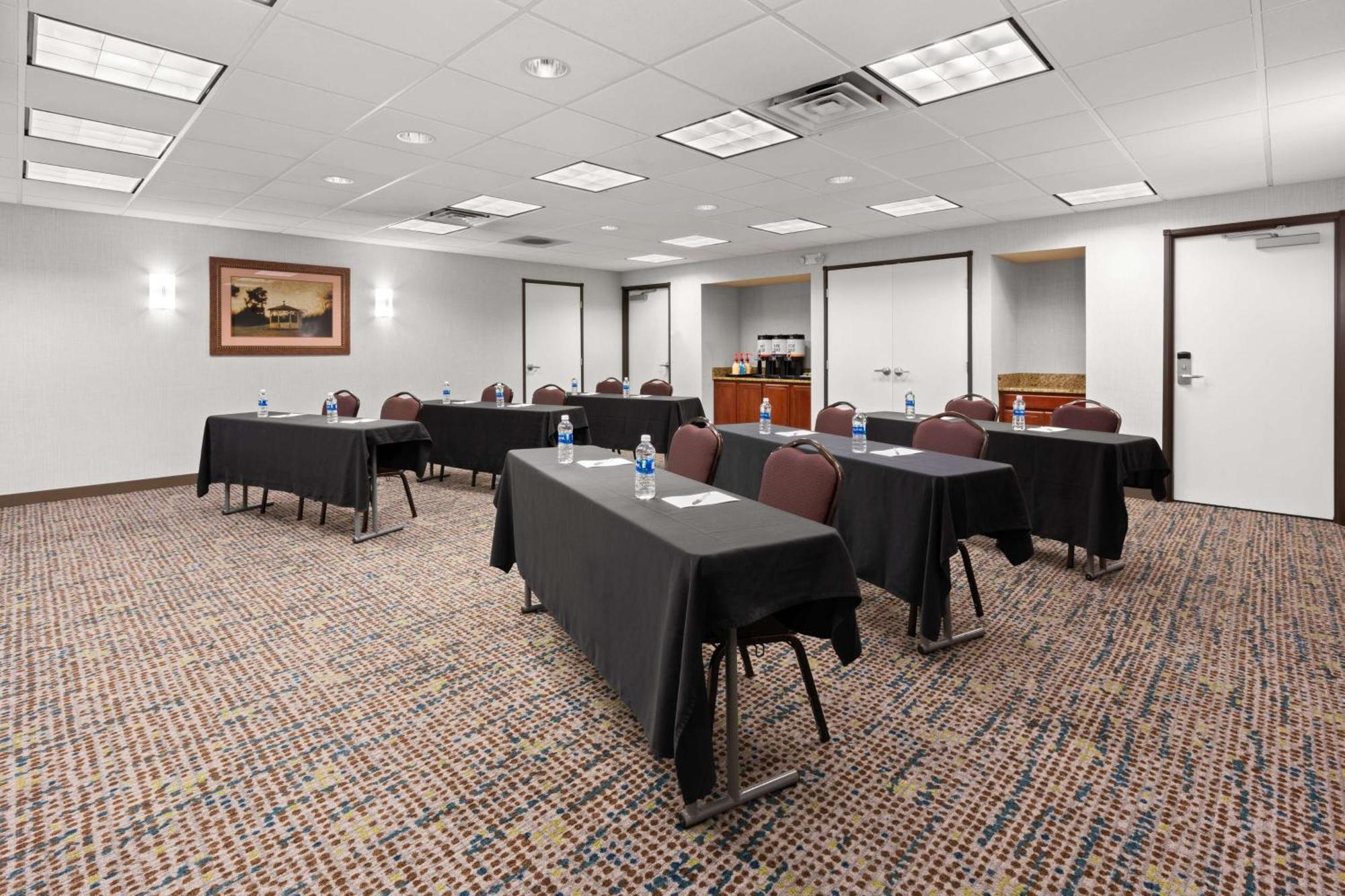 Hampton Inn & Suites Burlington Exteriér fotografie