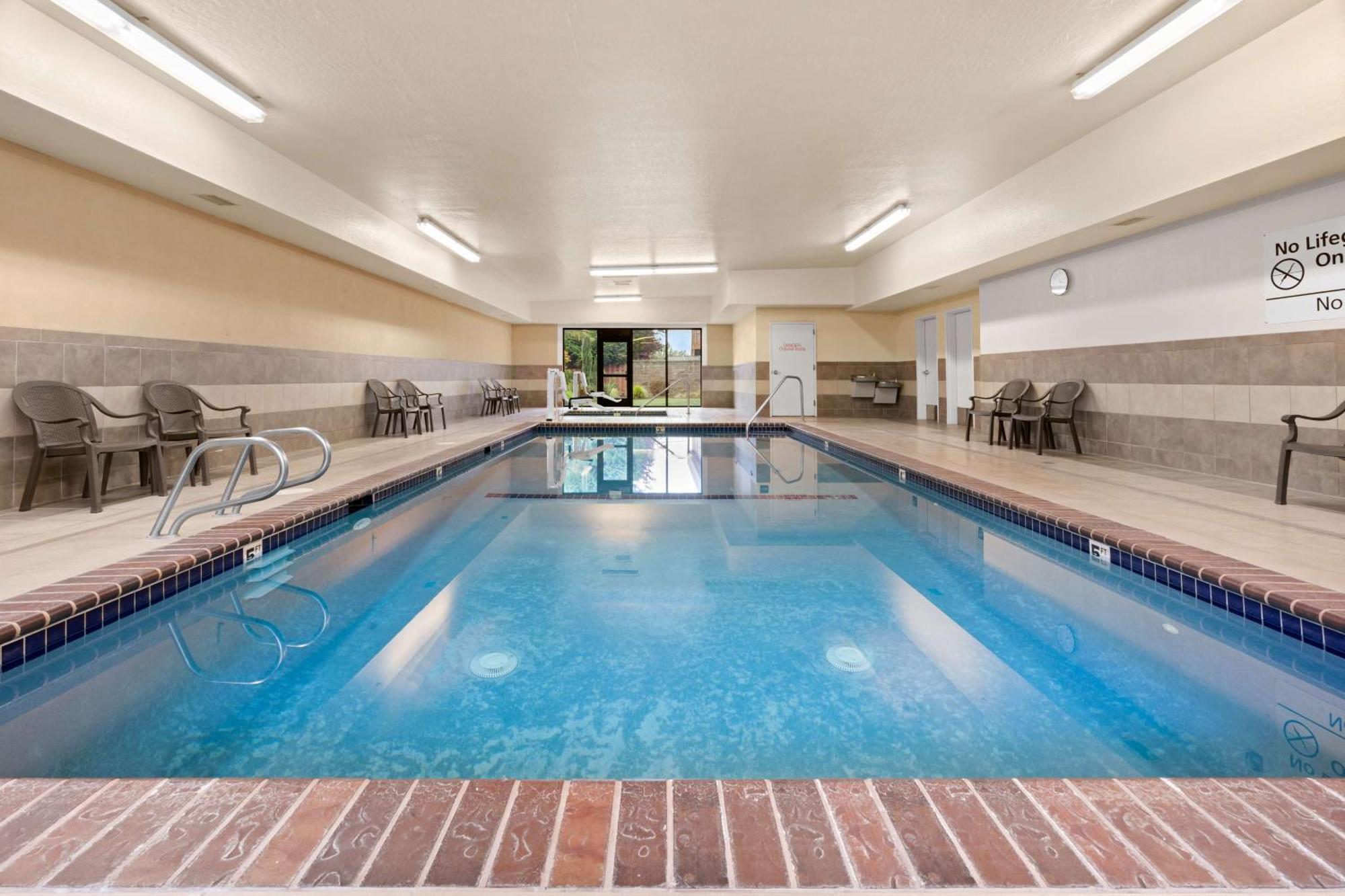 Hampton Inn & Suites Burlington Exteriér fotografie