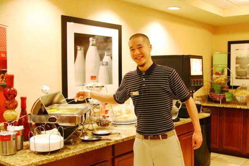 Hampton Inn & Suites Burlington Restaurace fotografie
