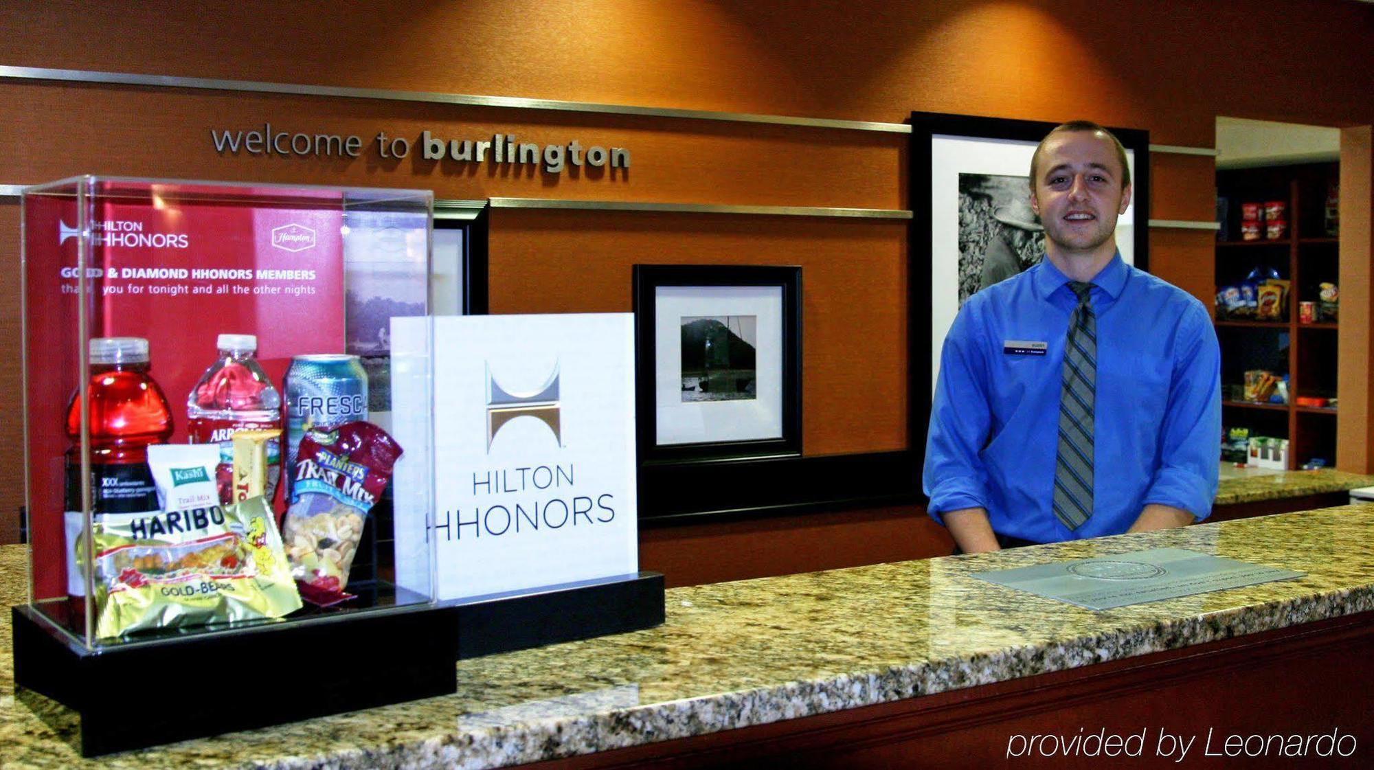Hampton Inn & Suites Burlington Exteriér fotografie